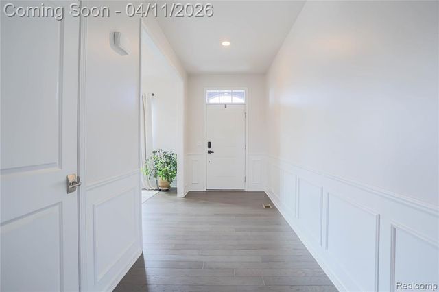 13101 Valencia Drive, Utica, MI 48315