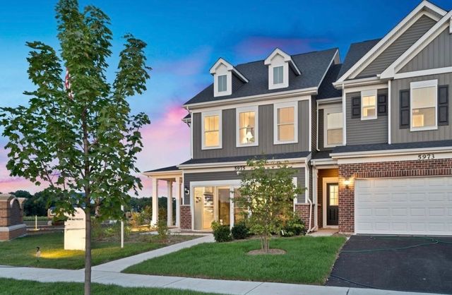 2256 Horseshoe Circle 9104, Naperville, IL 60564