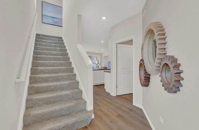 2256 Horseshoe Circle 9104, Naperville, IL 60564