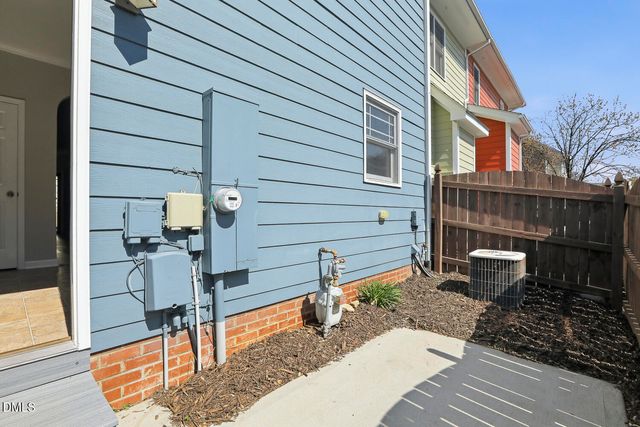 1050 Scotts Ridge Trail, Apex, NC 27502