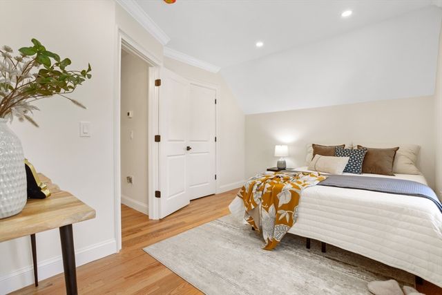 21 Vista St, Melrose, MA 02176