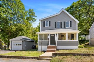 21 Vista St, Melrose, MA 02176