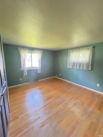 1237 Hampshire Drive, South Bend, IN 46614