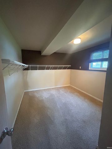 1237 Hampshire Drive, South Bend, IN 46614