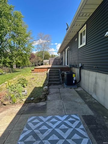1237 Hampshire Drive, South Bend, IN 46614