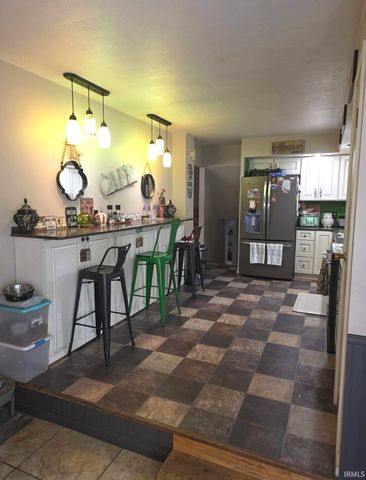 1237 Hampshire Drive, South Bend, IN 46614