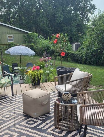 1237 Hampshire Drive, South Bend, IN 46614