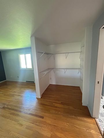 1237 Hampshire Drive, South Bend, IN 46614