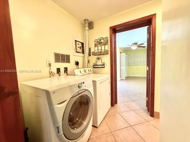 1124 NE 7th Street, Hallandale Beach, FL 33009