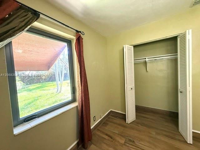 1124 NE 7th Street, Hallandale Beach, FL 33009
