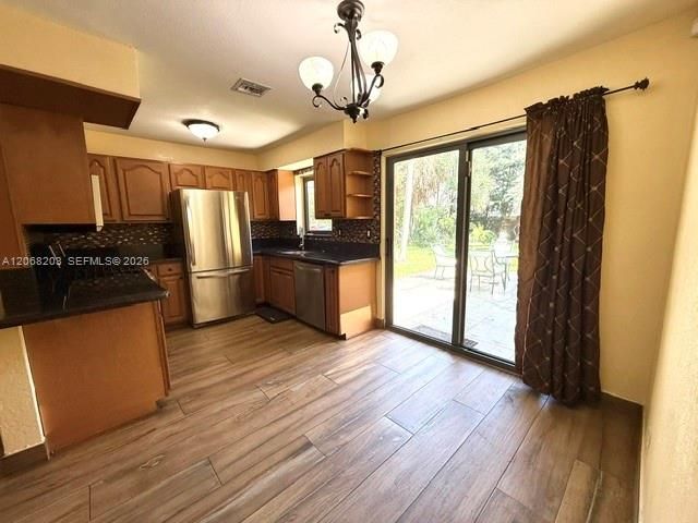 1124 NE 7th Street, Hallandale Beach, FL 33009