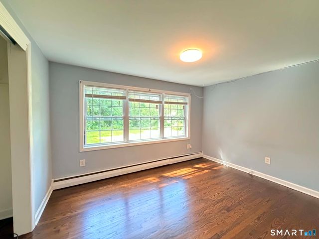 183 Sugar Street A, Newtown, CT 06470