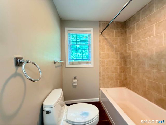 183 Sugar Street A, Newtown, CT 06470