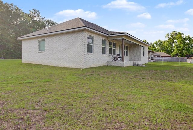 814 1st Avenue, Ashford, AL 36312