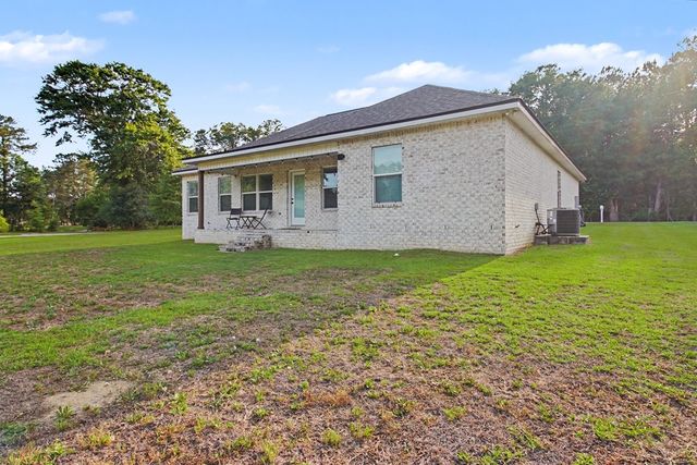 814 1st Avenue, Ashford, AL 36312