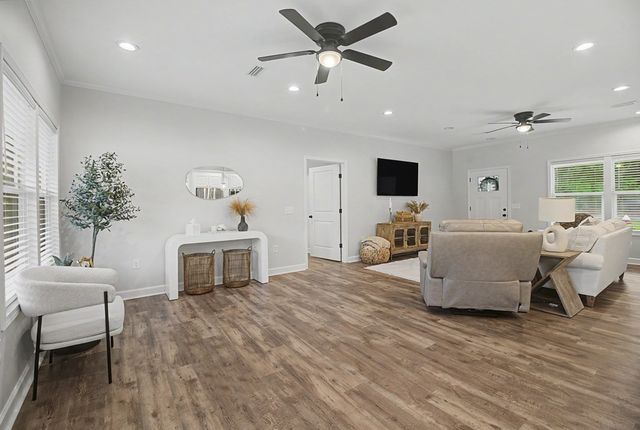 814 1st Avenue, Ashford, AL 36312