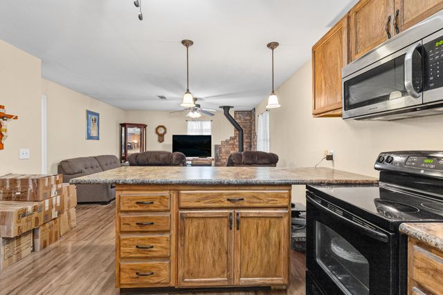 126 Private Road 5449, Point, TX 75472