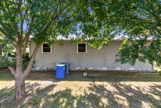 126 Private Road 5449, Point, TX 75472