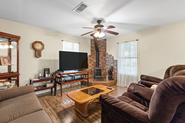 126 Private Road 5449, Point, TX 75472