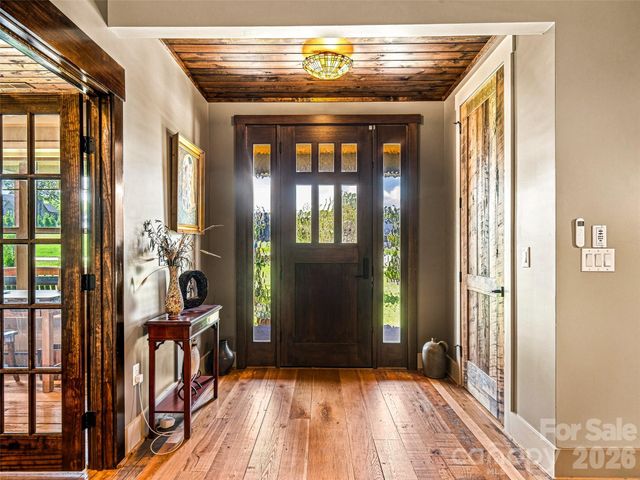 43 Lucy Lane, Mills River, NC 28759