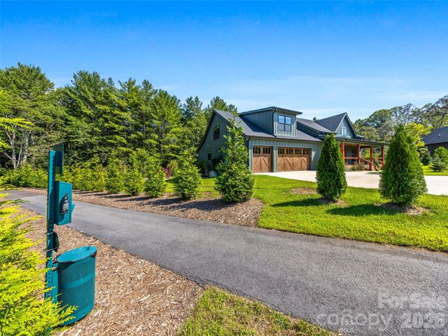 43 Lucy Lane, Mills River, NC 28759
