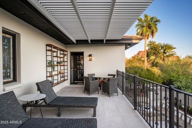 3977 E Paradise View Drive, Paradise Valley, AZ 85253