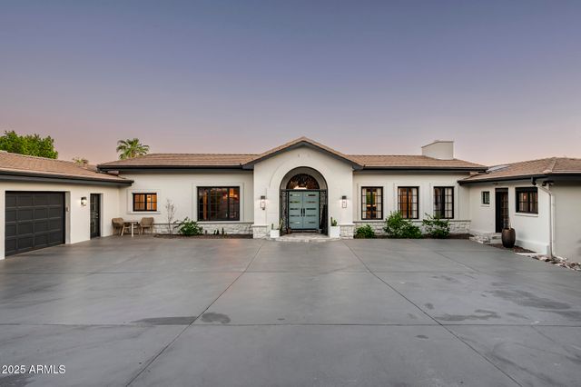 3977 E Paradise View Drive, Paradise Valley, AZ 85253