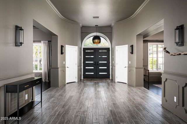 3977 E Paradise View Drive, Paradise Valley, AZ 85253
