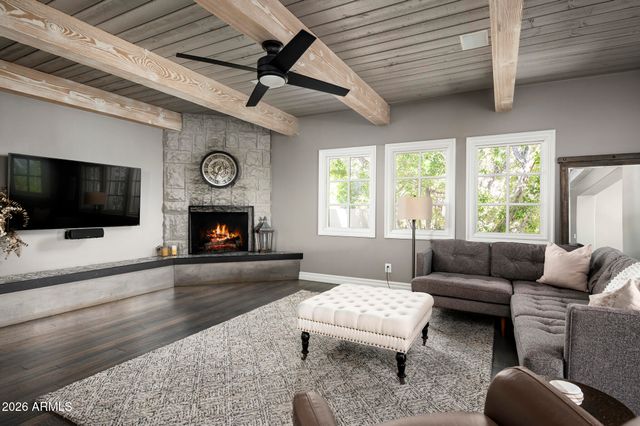 3977 E Paradise View Drive, Paradise Valley, AZ 85253