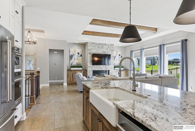 2005 S 208th Street, Elkhorn, NE 68022