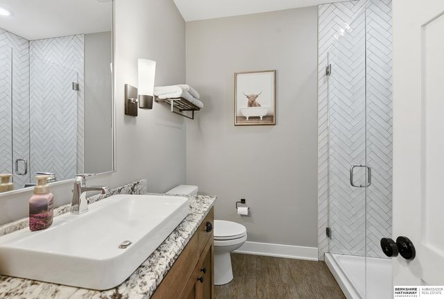 2005 S 208th Street, Elkhorn, NE 68022