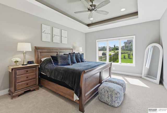 2005 S 208th Street, Elkhorn, NE 68022