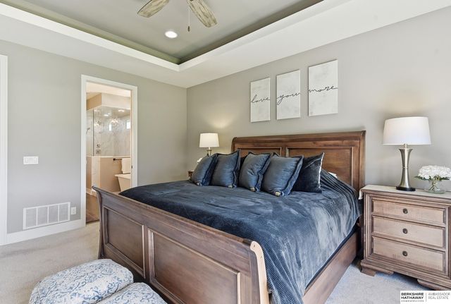 2005 S 208th Street, Elkhorn, NE 68022