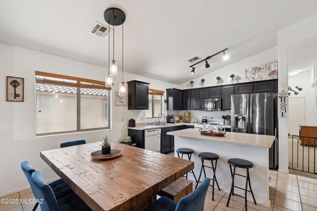 14213 N Maize Farm Avenue, Marana, AZ 85658