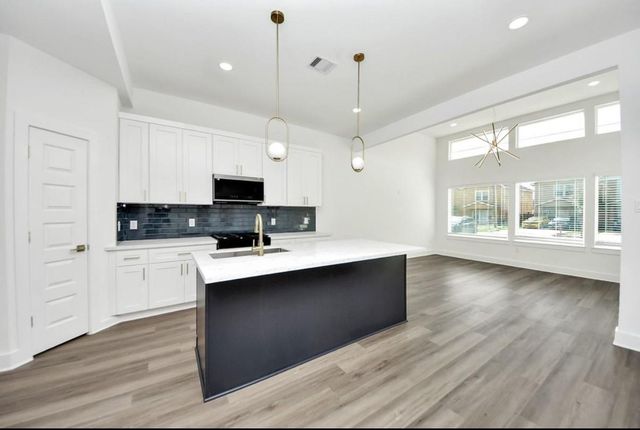 8125 Cabot Street B, Houston, TX 77078