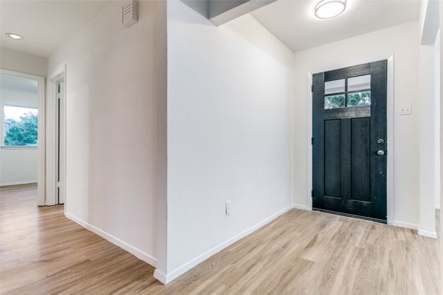 2627 Winterlake Drive, Carrollton, TX 75006