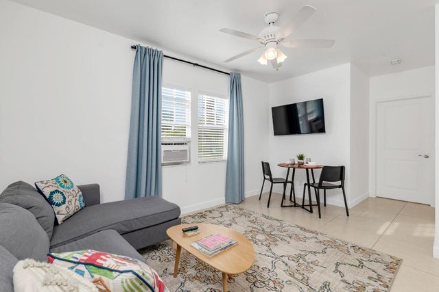 2350 Parker Avenue, West Palm Beach, FL 33401