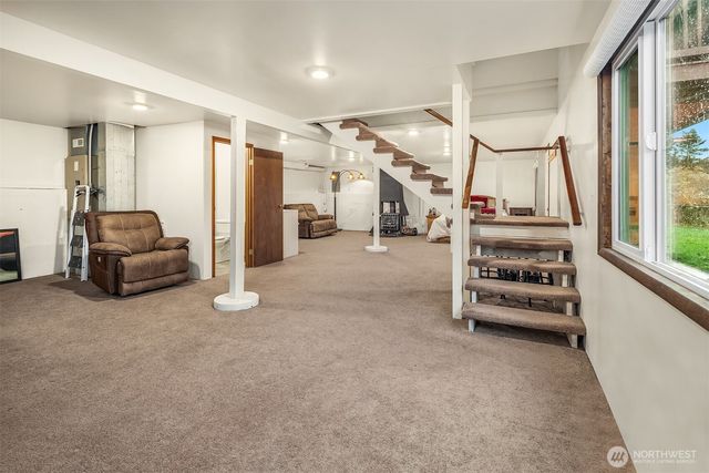 609 NW Broadway Street, Coupeville, WA 98239