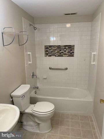 4410 CHURCH RD, Mount Laurel, NJ 08054