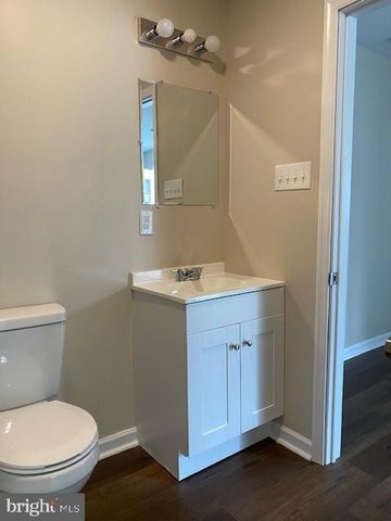 4410 CHURCH RD, Mount Laurel, NJ 08054