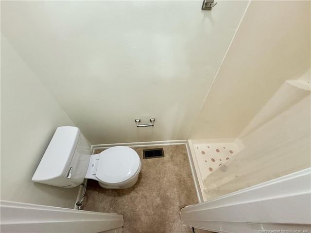 1009 Louisburg Place, Fayetteville, NC 28311