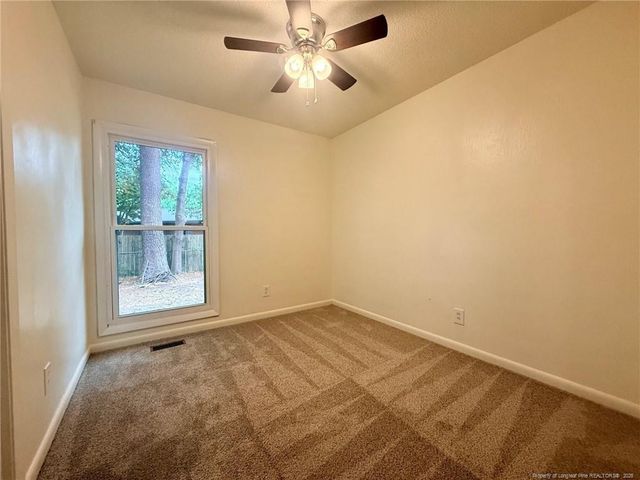 1009 Louisburg Place, Fayetteville, NC 28311