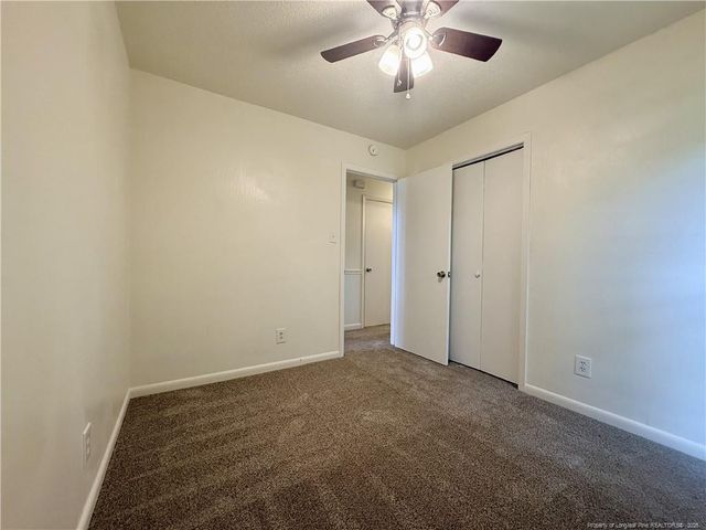 1009 Louisburg Place, Fayetteville, NC 28311