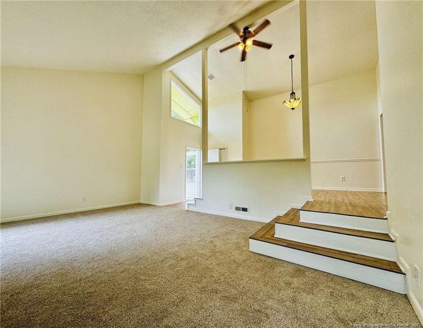 1009 Louisburg Place, Fayetteville, NC 28311