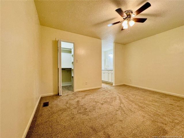 1009 Louisburg Place, Fayetteville, NC 28311