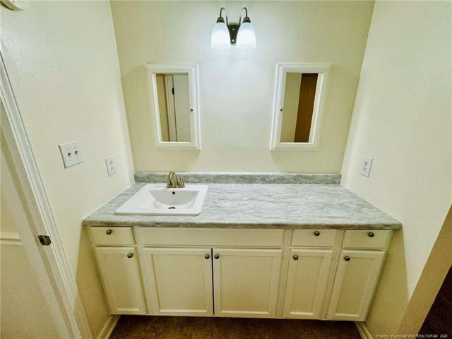 1009 Louisburg Place, Fayetteville, NC 28311