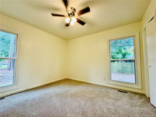 1009 Louisburg Place, Fayetteville, NC 28311