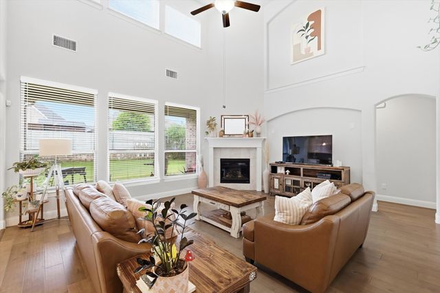 1117 12th Street, Argyle, TX 76226