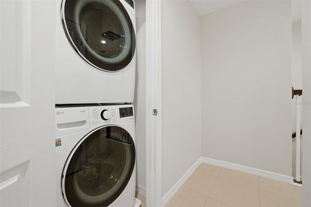 9915 HIGHLAND SKY ALLEY, Orlando, FL 32832