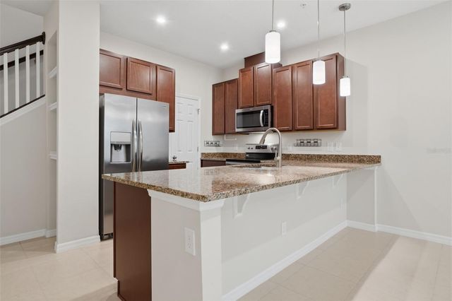 9915 HIGHLAND SKY ALLEY, Orlando, FL 32832